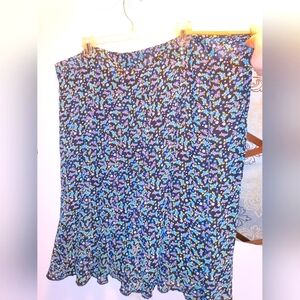 Dressbarn 24 midi skirt